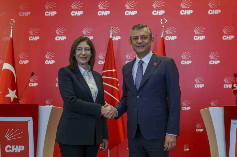 CHP Genel Başkanı Özel: "Murat Çalık’ta yeni bir kitle oluştu ve o kitle alındı" 