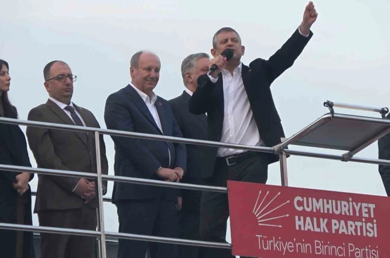 CHP Genel Başkanı Özel, Yalova’daki mitingde konuştu 