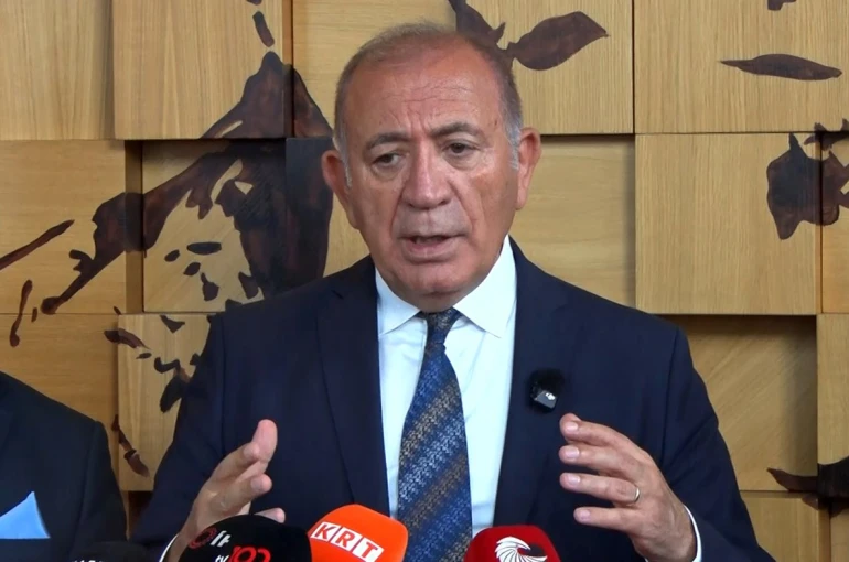 CHP İstanbul İl Başkanı Gürsel Tekin: "İftiracı ve itirafçı ilişkileri olan kimse benim öz kardeşim de olsa partiyle ilişkisi kesilecek"