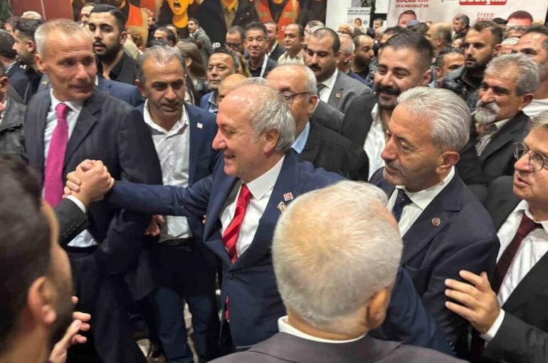 CHP Kocaeli’de yeni il başkanı Erdem Ercan oldu 