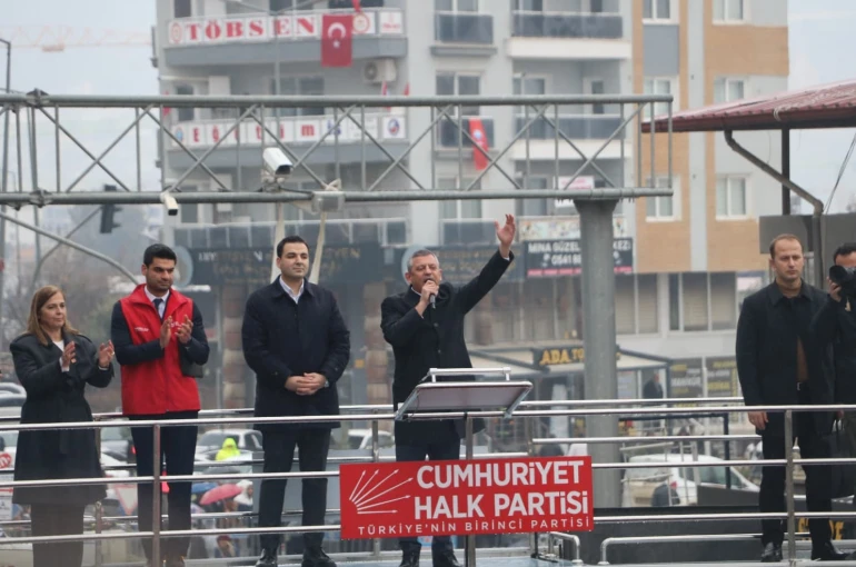 CHP lideri Özgür Özel: "20 bin TL’yi bir asgari ücrete, 28 bin TL’ye çıkarmak muhalefetin ellerinde" 