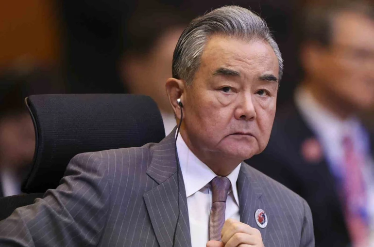 Çin Dışişleri Bakanı Wang: "Hiçbir ülkenin kendisini dünya polisi veya uluslararası yargıç ilan etmesini kabul etmiyoruz"