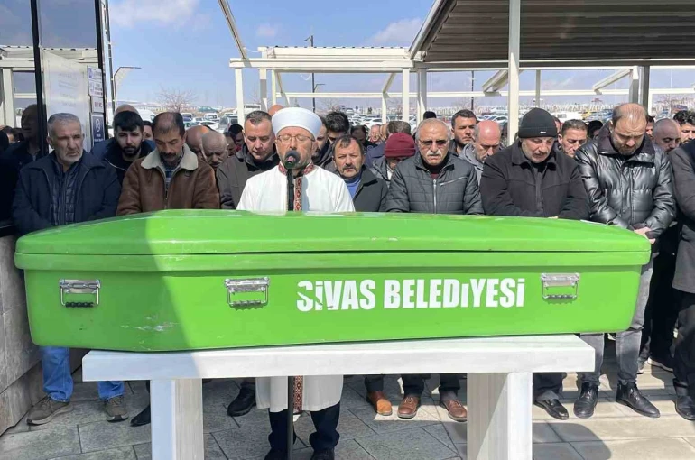 Cinayete kurban giden baba oğul, son yolculuğuna uğurlandı 