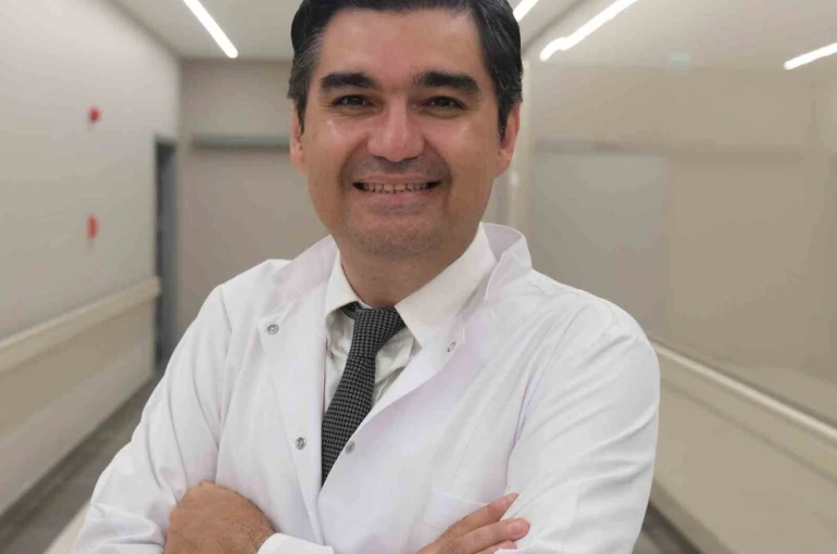 Çocuklara göz damlasını doğru damlatmak için öneriler 