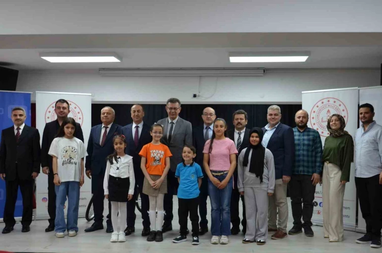 Çocukların enerji tasarrufu duyarlılığı kalem ve fırçalarla hayat buldu 
