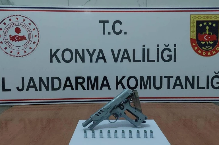 Çok sayıda silah ve silah parçası ele geçirildi: 1 kişi tutuklandı