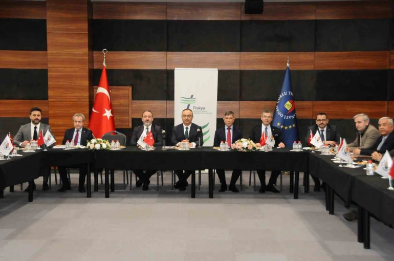 Çorlu’da ’Yerel Kalkınma Hamlesi’ bilgilendirme toplantısı yapıldı 