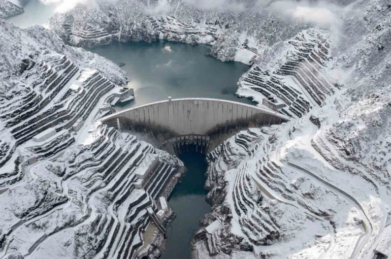 Çoruh’un mavi gerdanlıkları Artvin’e güç katıyor 