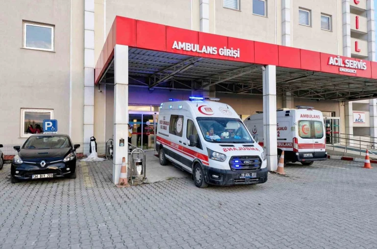 Çorum’da elini yem karma makinesine kaptıran çiftçi yaralandı