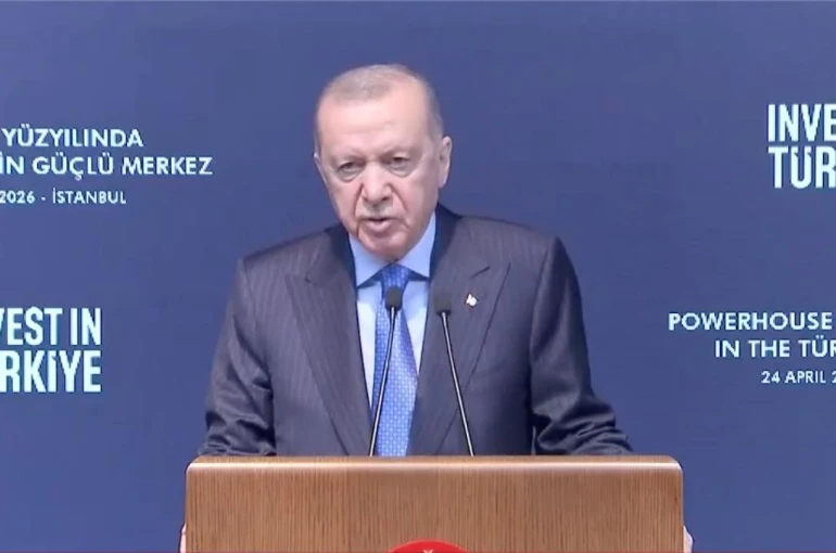 Cumhurbaşkanı Erdoğan: "Adil barışa giden yolun açılması için elimizden geleni yapıyoruz"