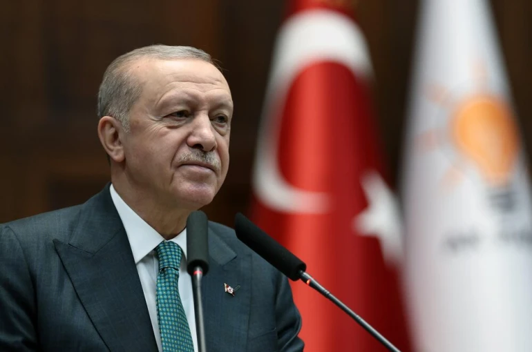 Cumhurbaşkanı Erdoğan: - "AK Parti ve Cumhur İttifakı olarak kırmızı çizgimiz bu ülkenin bekasının her şart altında muhafaza ve müdafaasıdır"