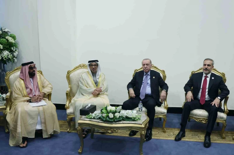 Cumhurbaşkanı Erdoğan, BAE Devlet Başkan Yardımcısı Al Nahyan ile görüştü 