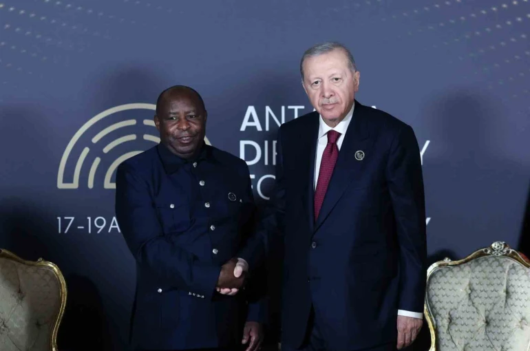 Cumhurbaşkanı Erdoğan, Burundi Cumhurbaşkanı Ndayishimiye ile görüştü 