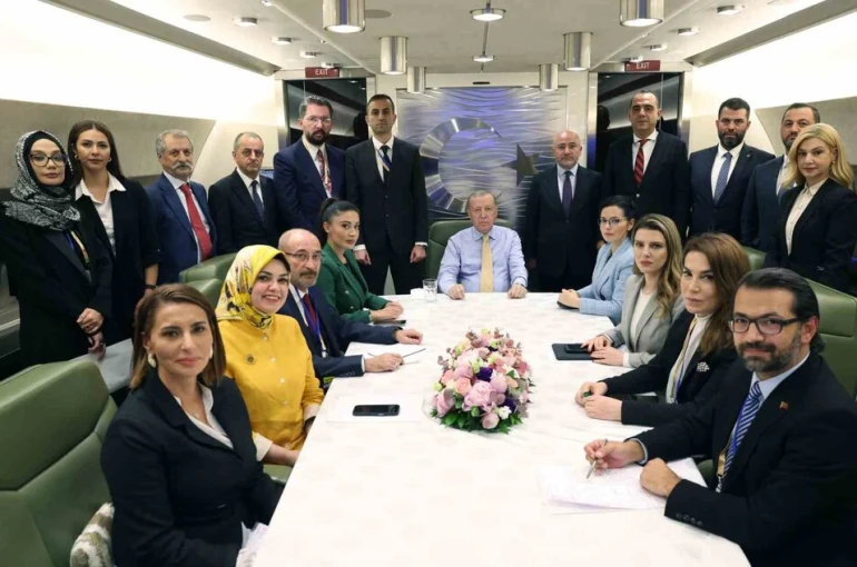 Cumhurbaşkanı Erdoğan: "CHP’nin bizi çekmeye çalıştığı bu seviyeye inmeyiz, inemeyiz" 