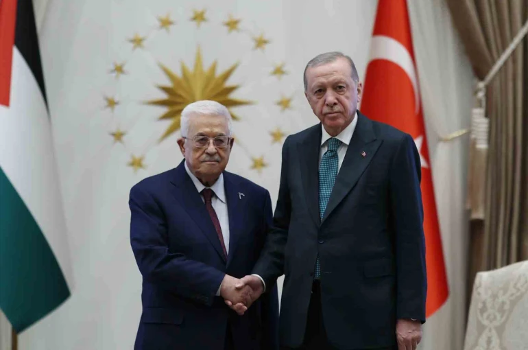 Cumhurbaşkanı Erdoğan, Filistin Devlet Başkanı Abbas ile görüştü