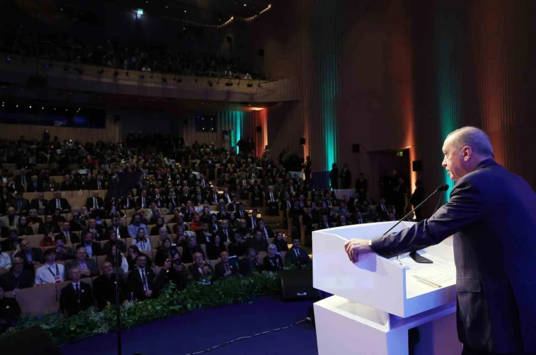 Cumhurbaşkanı Erdoğan: "Gazze’ye konteyner gönderelim diyoruz; ancak Netanyahu denilen bu zalim bu çağrılara asla kulak asmıyor" 