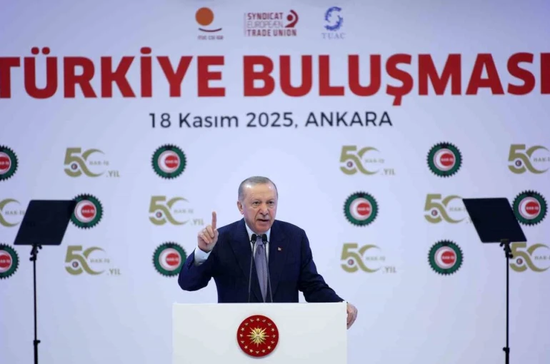Cumhurbaşkanı Erdoğan: "Hayat pahalılığını mutlaka çözeceğiz" 