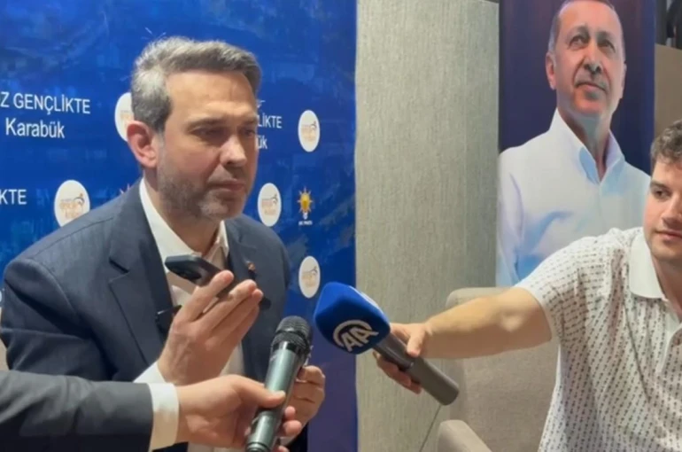 Cumhurbaşkanı Erdoğan, Karabük'te "Söz Gençlikte" programına telefonla bağlandı