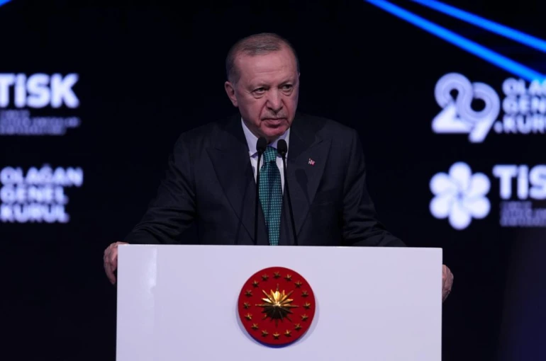 Cumhurbaşkanı Erdoğan: "Kefenin cebi yok"