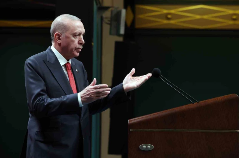 Cumhurbaşkanı Erdoğan: "Savaş, Netanyahu’nun ikbal savaşı ama ceremesini 8 milyar çekiyor" 