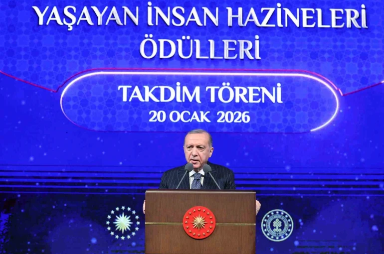 Cumhurbaşkanı Erdoğan: "Son 23 yılda yurt dışına kaçırılan 13 bin 448 eserin ülkemize iadesini sağladık" 