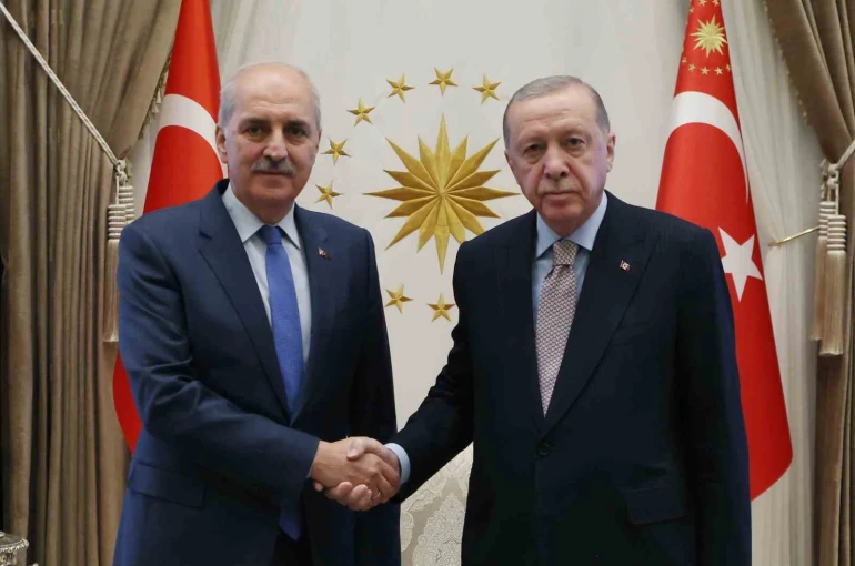 Cumhurbaşkanı Erdoğan, TBMM Başkanı Kurtulmuş’u kabul etti 
