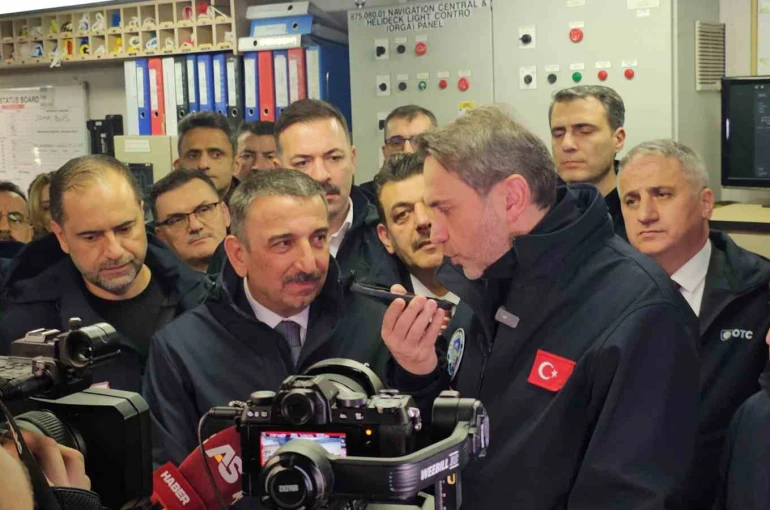 Cumhurbaşkanı Erdoğan, Yavuz Sondaj Gemisi çalışanlarının yeni yılını kutladı 