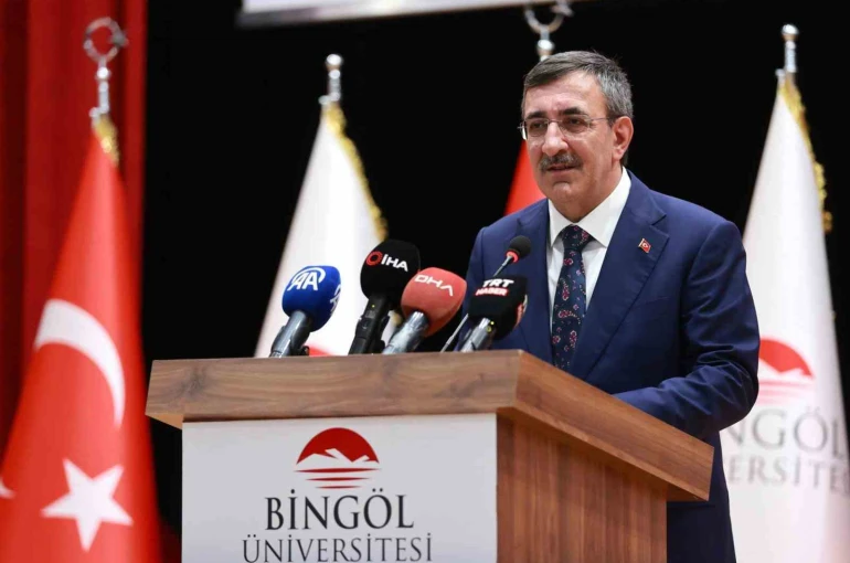 Cumhurbaşkanı Yardımcısı Yılmaz: "Sumud Filosuna binenler insanlığın ortak vicdanının tercümanı oldular" 