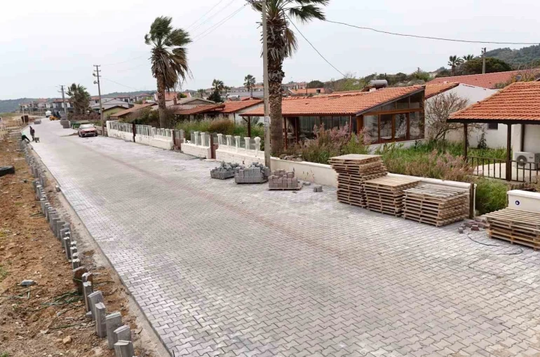 Cunda Adası’nda yol hamlesi 