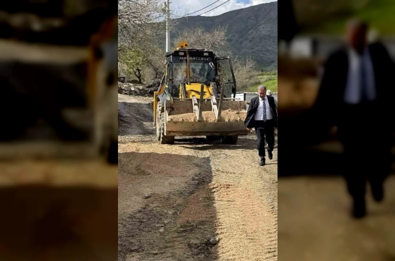 Çüngüş’te yol yapım çalışmaları devam ediyor 