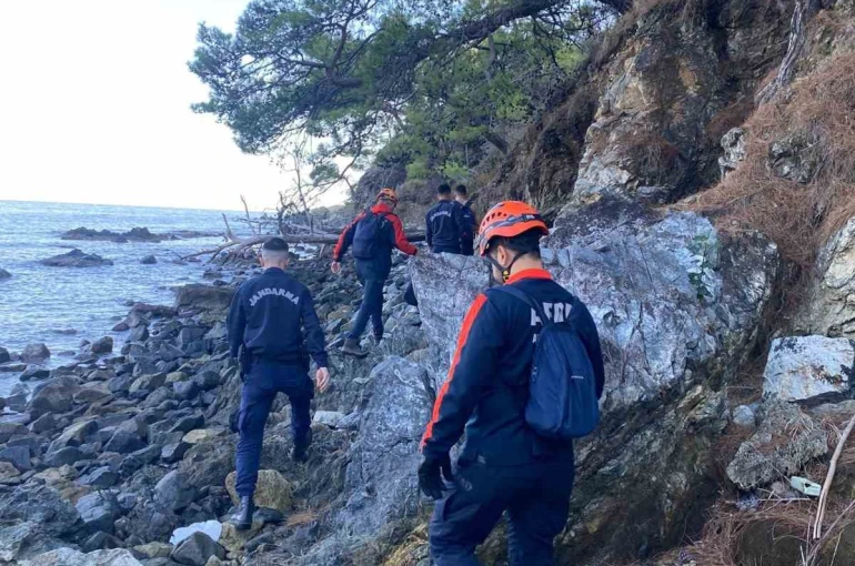 Dağlık alanda mahsur kaldı, AFAD ve jandarma kurtardı 