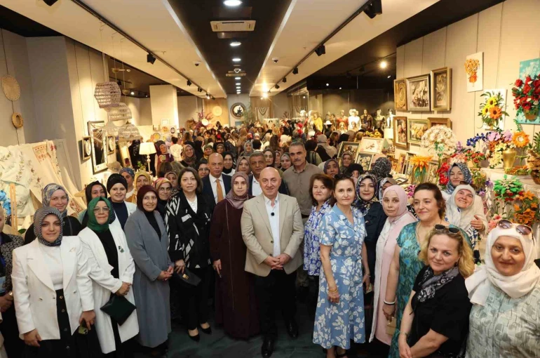 Darıca’da KİGEM kursiyerlerinin yıl sonu sergisi açıldı 