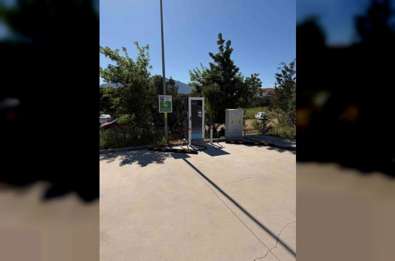 Datça Devlet Hastanesi’nde elektrikli araç şarj dönemi başladı 