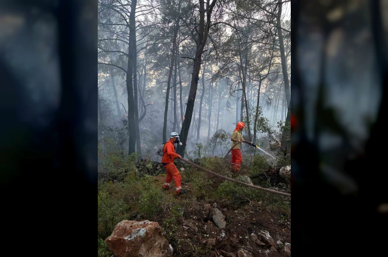 Datça MAG AME ekipleri Göcek’teki orman yangınına destek verdi 