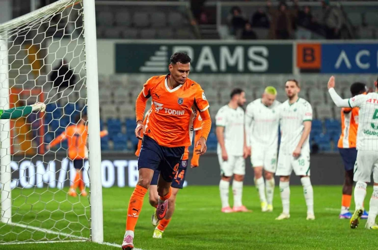 Davie Selke, son 6 haftada 6. golünü kaydetti 