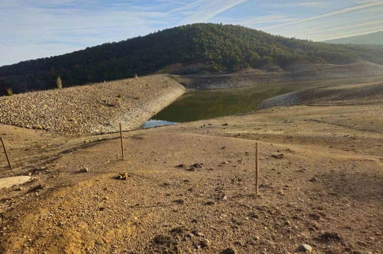 Dazkırı’da baraj ve göletlerin kontrolleri yapıldı 