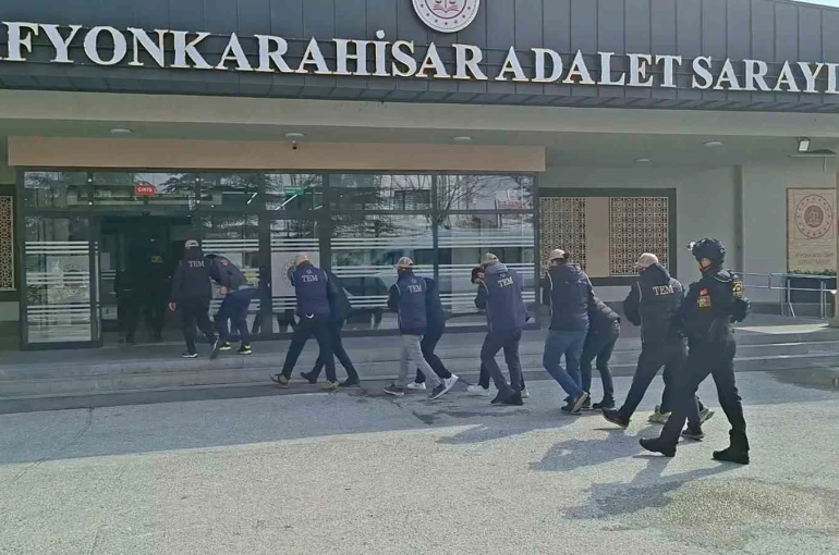 DEAŞ’a yönelik operasyonda yakalanan 7 kişiden 5’i tutuklandı 