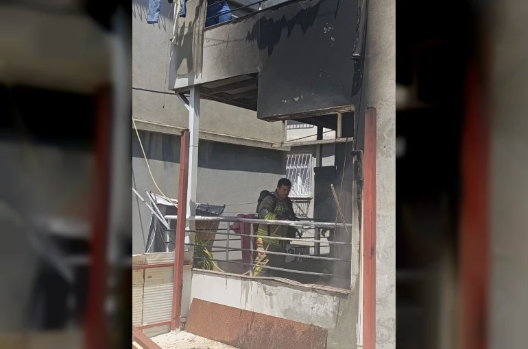 Defne’de ev yangını yaşandı 