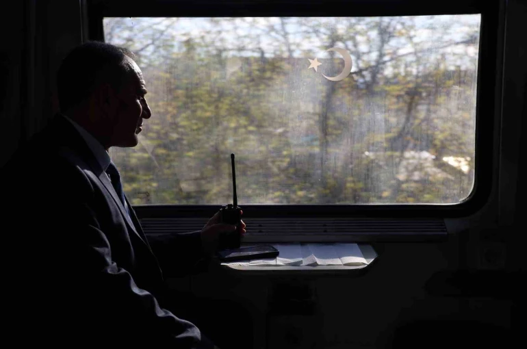 Demir yoluna adanmış 40 yıl: Son seferini yaptı 