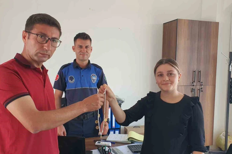 Demircili vatandaşlardan insanlık dersi 