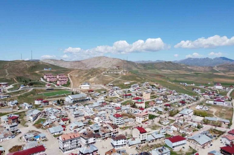 Demirözü’nde ihtiyaç sahibi ailelere 4 kalemde destek sağlanacak