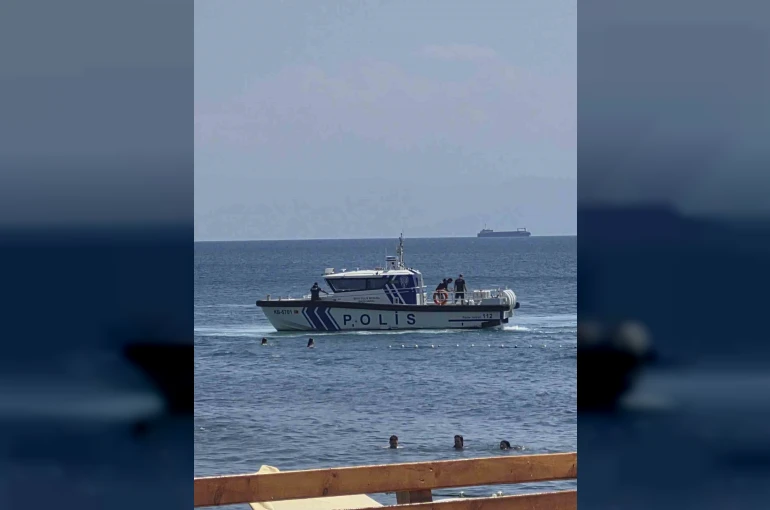 "Denizde 5 kişi kayboldu" ihbarı ekipleri harekete geçirdi