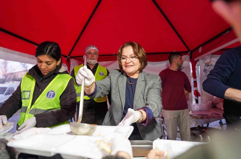 Denizköy sakinleri Didim Belediyesi’nin iftar sofrasında buluştu 