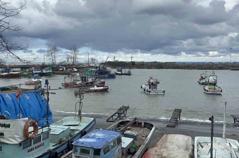 Denizlerde yasak başladı 