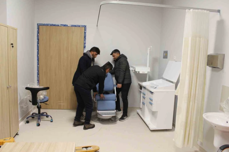 Denizli Acil Durum Hastanesinde son hazırlıklar tamamlanıyor 