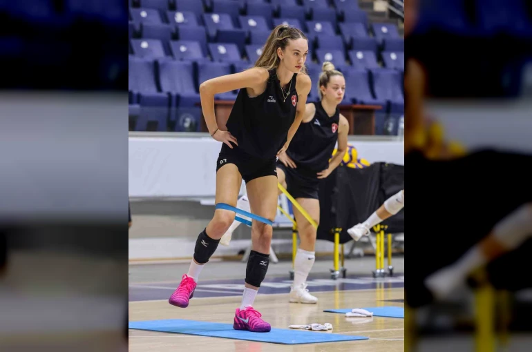 Denizli Büyükşehir Belediyespor Kadın Voleybol Takımı yeni sezon hazırlıklarına başladı