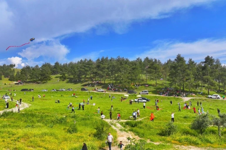 Denizli Büyükşehirden çocuklara özel şenlik 