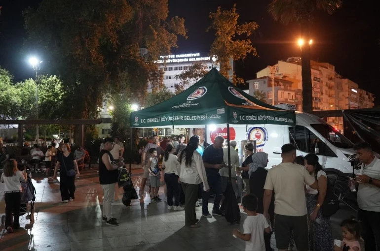 Denizli Büyükşehirden Mevlid Kandili’nde gönüllere dokunan ikram