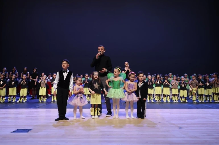 Denizli Büyükşehir’in 23 Nisan etkinlikleri miniklerle başladı 