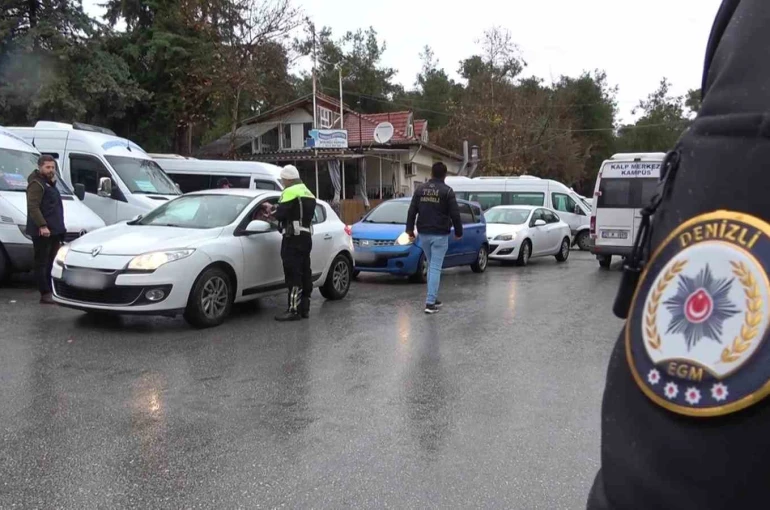 Denizli Emniyet Müdürlüğü yılbaşı gecesi 4 bin şahsı 3 bin aracı kontrol etti 